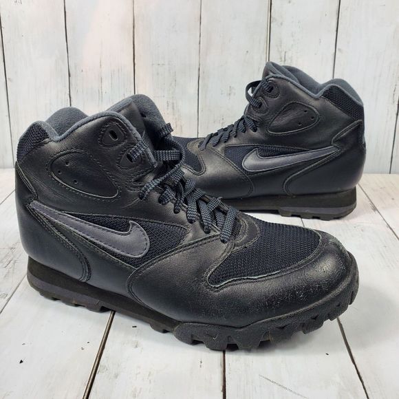 Nike Caldera Hiker Boots Mens Sz 7.5 Black Camping Sneakerboot Shoes 313500-001 - Picture 1 of 14